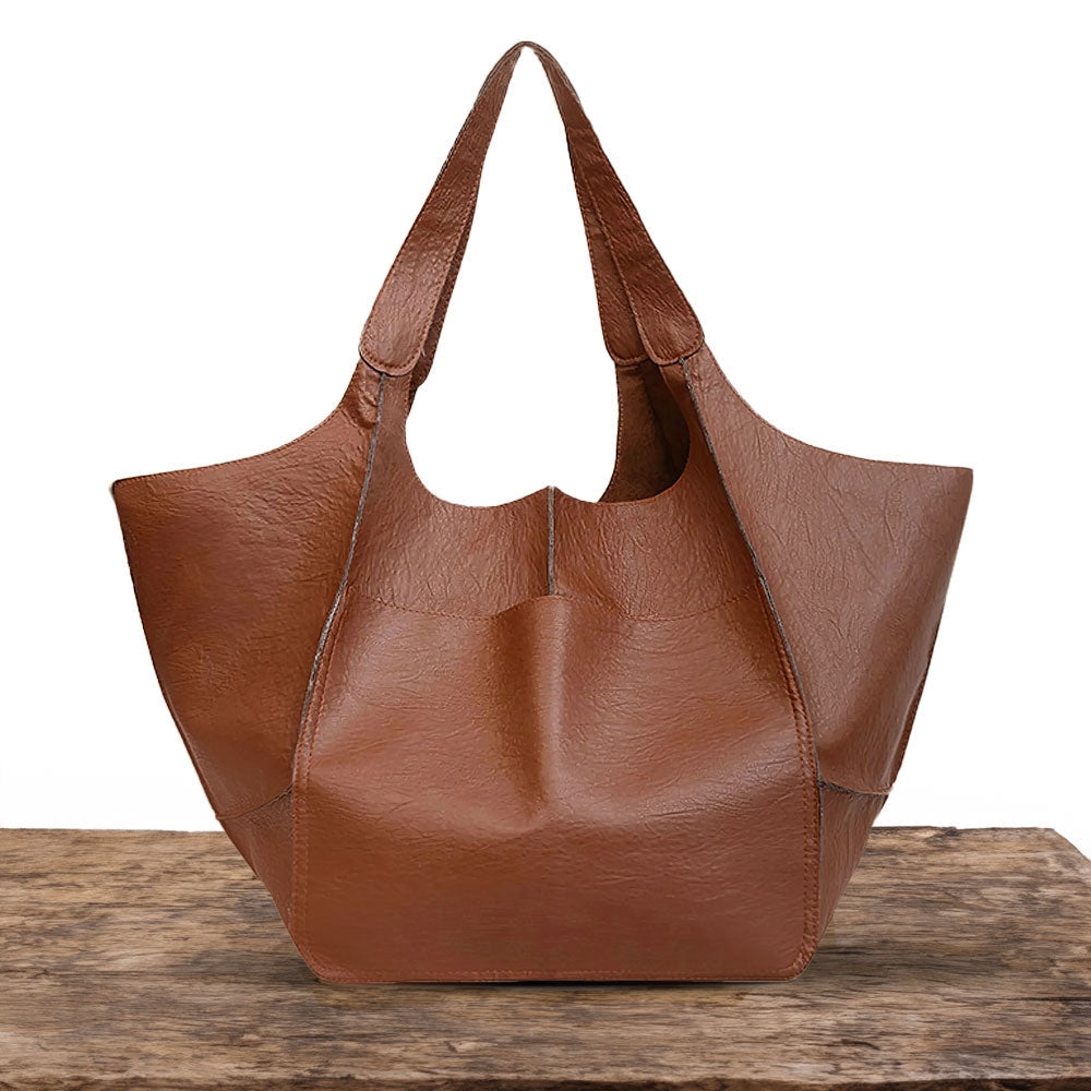 Laura’s Timeless Allure | Vintage Bag Soho |