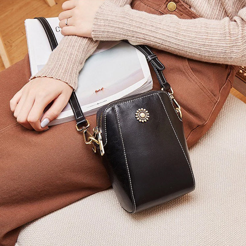 Soho | Vienna - Compact Solid Color Mini Handbag
