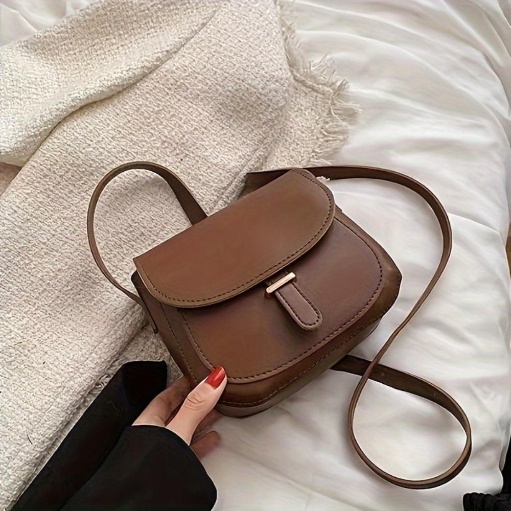 Amelia Retro Saddle Crossbody Bag | Soho