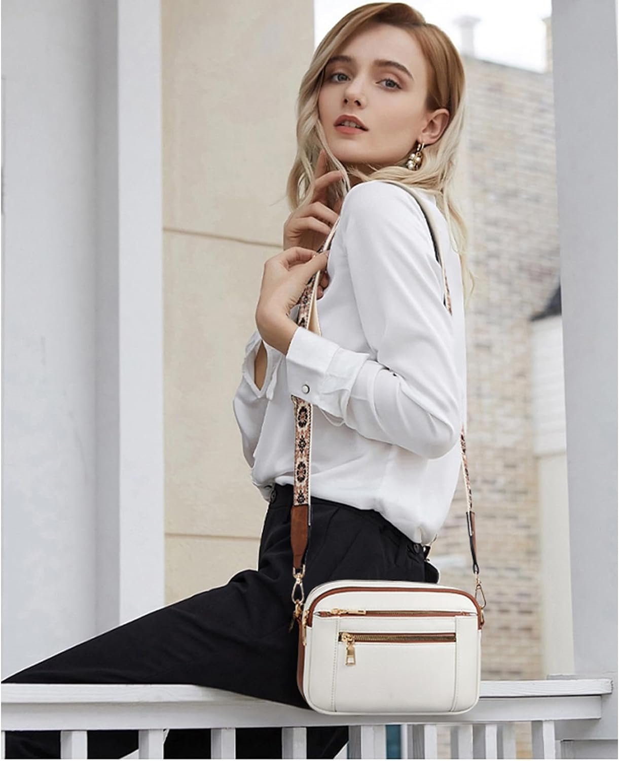 Soho | Camilla | Refined Leather Shoulder Bag