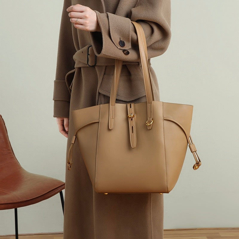 Soho | Genuine Leather Vintage Lock Buckle Tote Bag