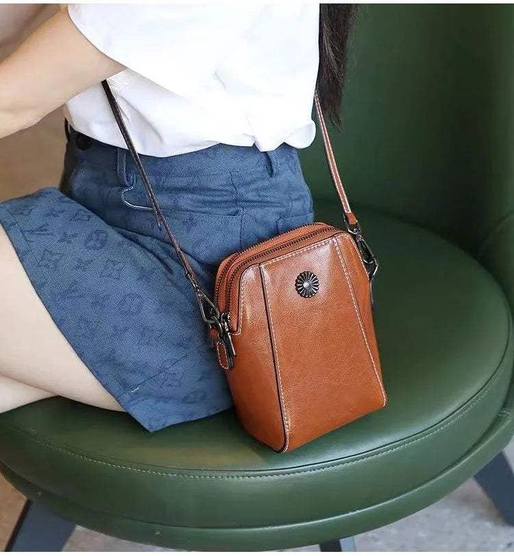 Soho | Vienna - Compact Solid Color Mini Handbag