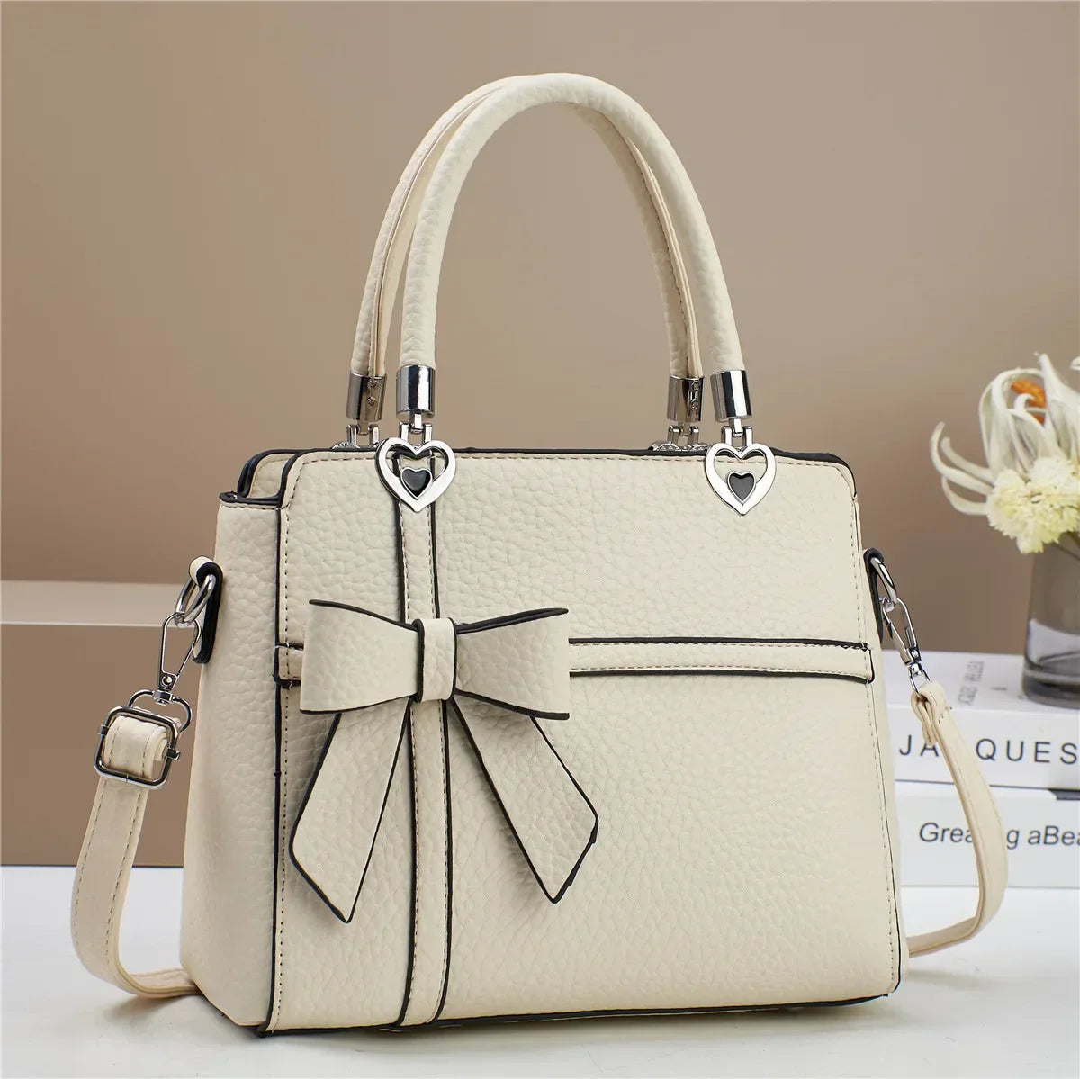 Soho | AMARA BOW HEART BAG