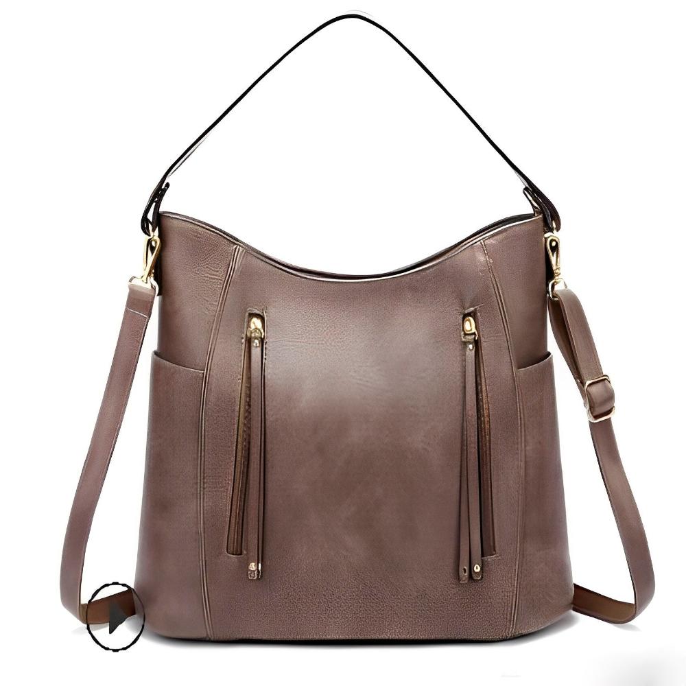 Soho | Georgia’s Timeless Elegance | Vintage Shoulder Bag