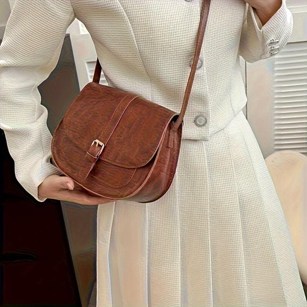 Soho | Evelyn Classic Saddle Crossbody Bag